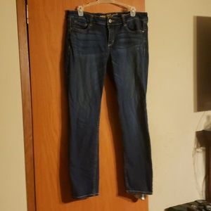 Arizona short super skinny Jean's. Dark